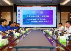 领会取节制配备的研发—测试—应涵盖智能运维